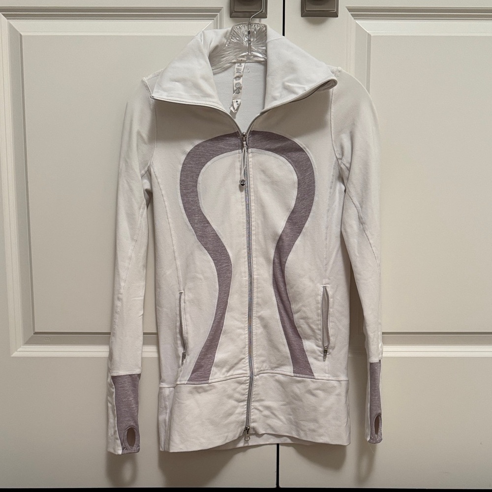 Lululemon Women's White and Gray Jacket